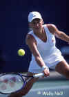 Tennis_Kournikova6web.jpg (39551 bytes)